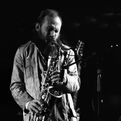 Włodzimierz: niezwykły muzyk jazzowy, który zmienił oblicze polskiej sceny muzycznej