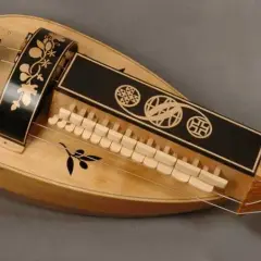 Lira korbowa - renesansowy instrument, który zachwycał samą królową Elżbietę