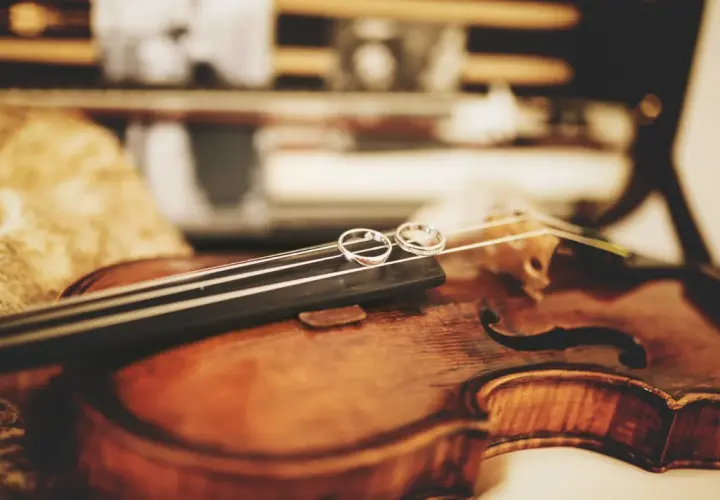 10 najdroższych instrumentów muzycznych wszech czasów