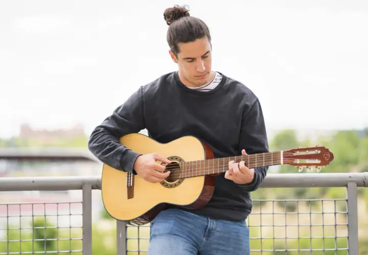 Jak zacząć uczyć się gry na instrumencie?