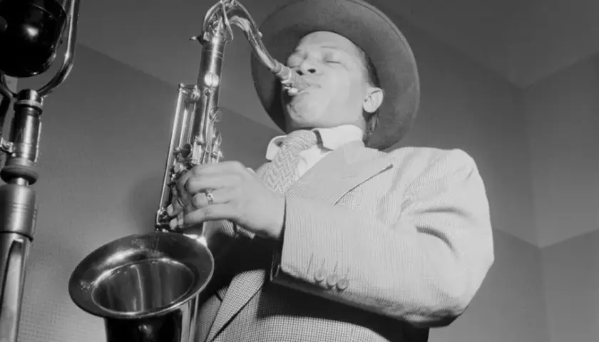 Najwybitniejsi amerykańscy saksofoniści jazzowi i ich wpływ na muzykę
