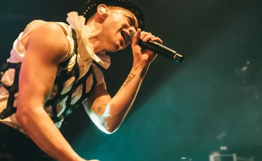 Years & Years: Ewolucja brzmienia zespołu na przestrzeni lat