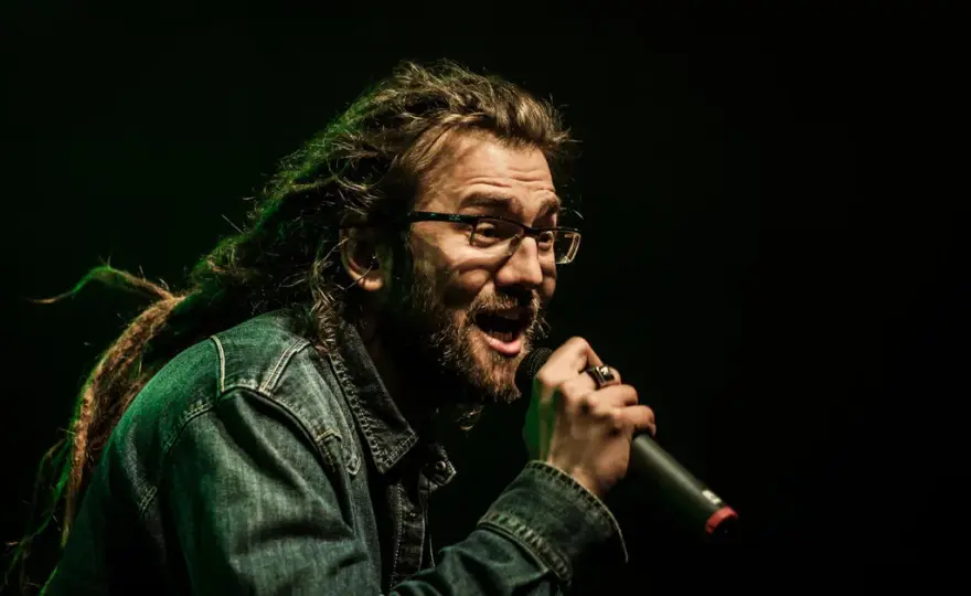 Polski reggae i jego korzenie - skąd czerpiemy inspirację na rodzimą scenę?