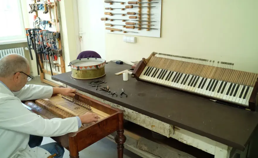 Higiena i konserwacja instrumentów - jak dbać o sprzęt muzyczny?