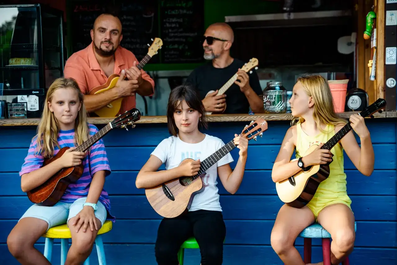 Zdjęcie Ukulele tenorowe czy koncertowe - wszystko co musisz wiedzieć o wyborze