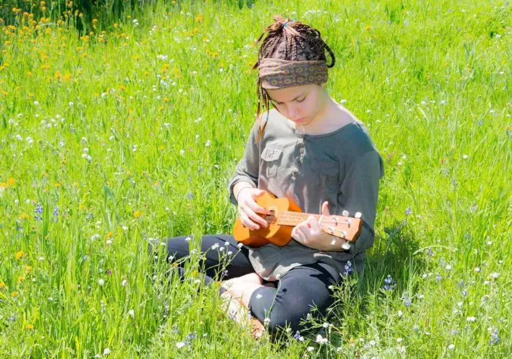 Zdjęcie Czy nauka gry na ukulele jest trudna? Odkryj wyzwania i radości
